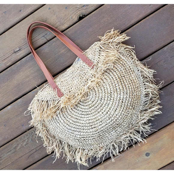 beachgold Handbags - Beachgold Straw Summer Halloween Circle Fringe Tote Bag